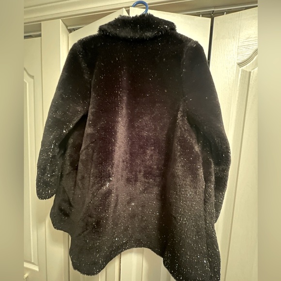 Milton Funfur girls coat - Picture 2 of 4